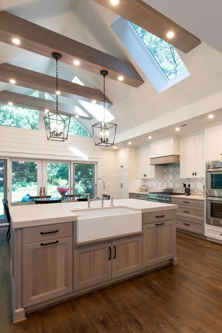 Kitchen cabinet